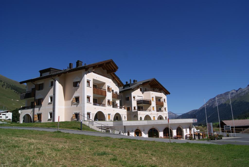 Ferienwohnungen Hotel Allegra Zuoz Exterior foto